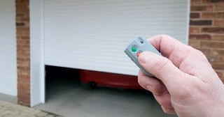 Купить автоматику для рулонных ворот Ростов, цена от 2778 руб.