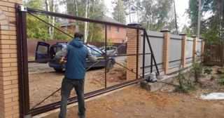Купить услугу монтаж ворот Ростов, цена от 2620 руб.